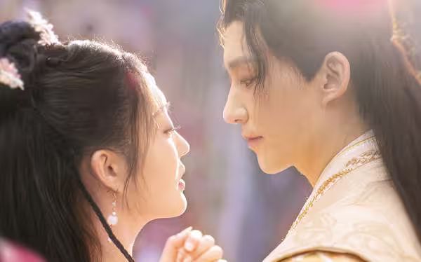 醫(yī)見鐘情，奈何陛下偏要寵我(全集)